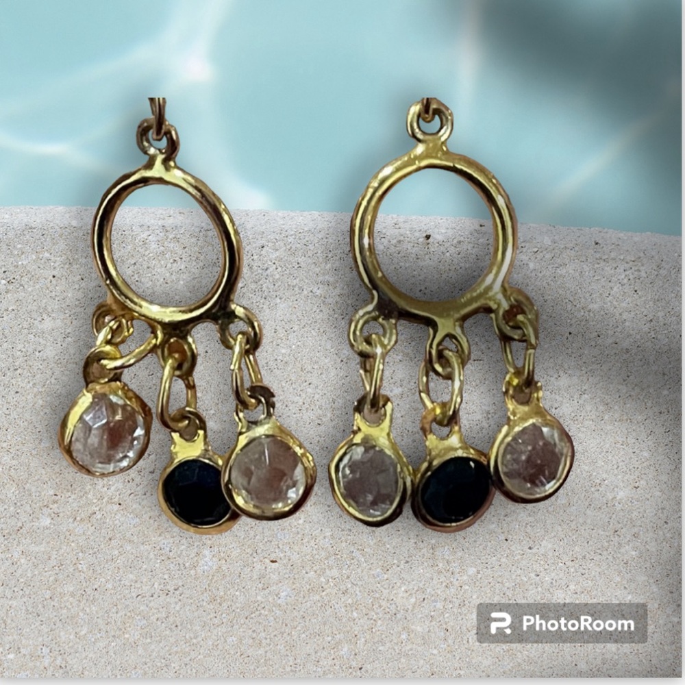 💥💛 14 Karat Gold Earrings w 3 jeweled dangles. Unique, Danty and Stunning💫 NWOT - Picture 4 of 7